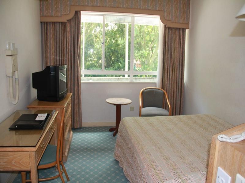 Terrace Hotel Бандар Сери Бегаван Екстериор снимка