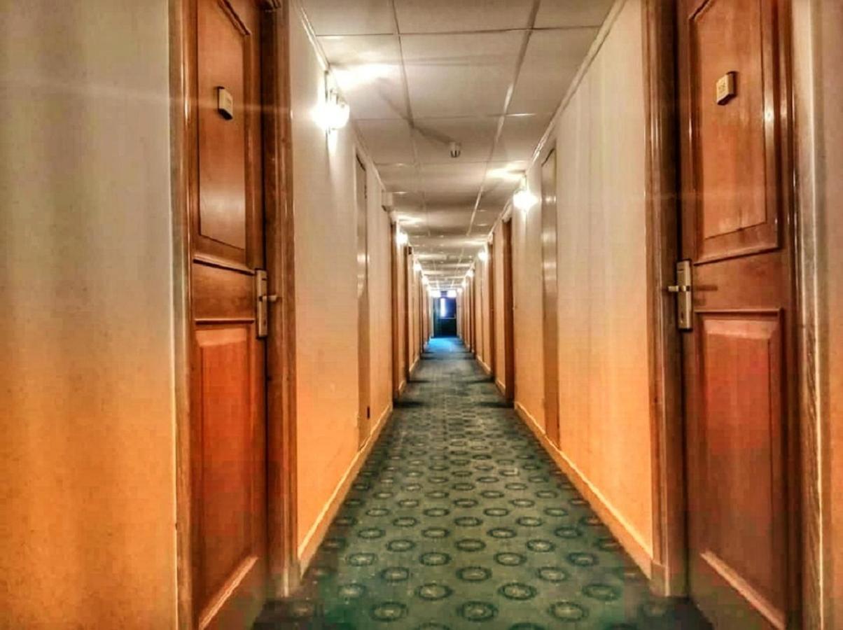 Terrace Hotel Бандар Сери Бегаван Екстериор снимка