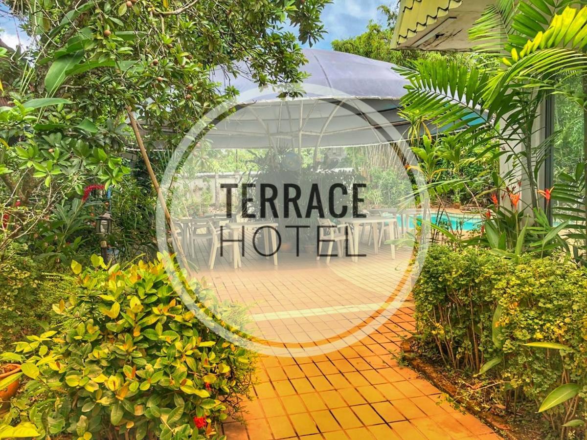 Terrace Hotel Бандар Сери Бегаван Екстериор снимка