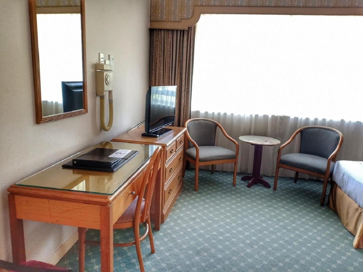 Terrace Hotel Бандар Сери Бегаван Екстериор снимка
